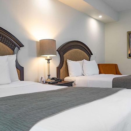 Best Western Plus Monterrey Colon Ngoại thất bức ảnh
