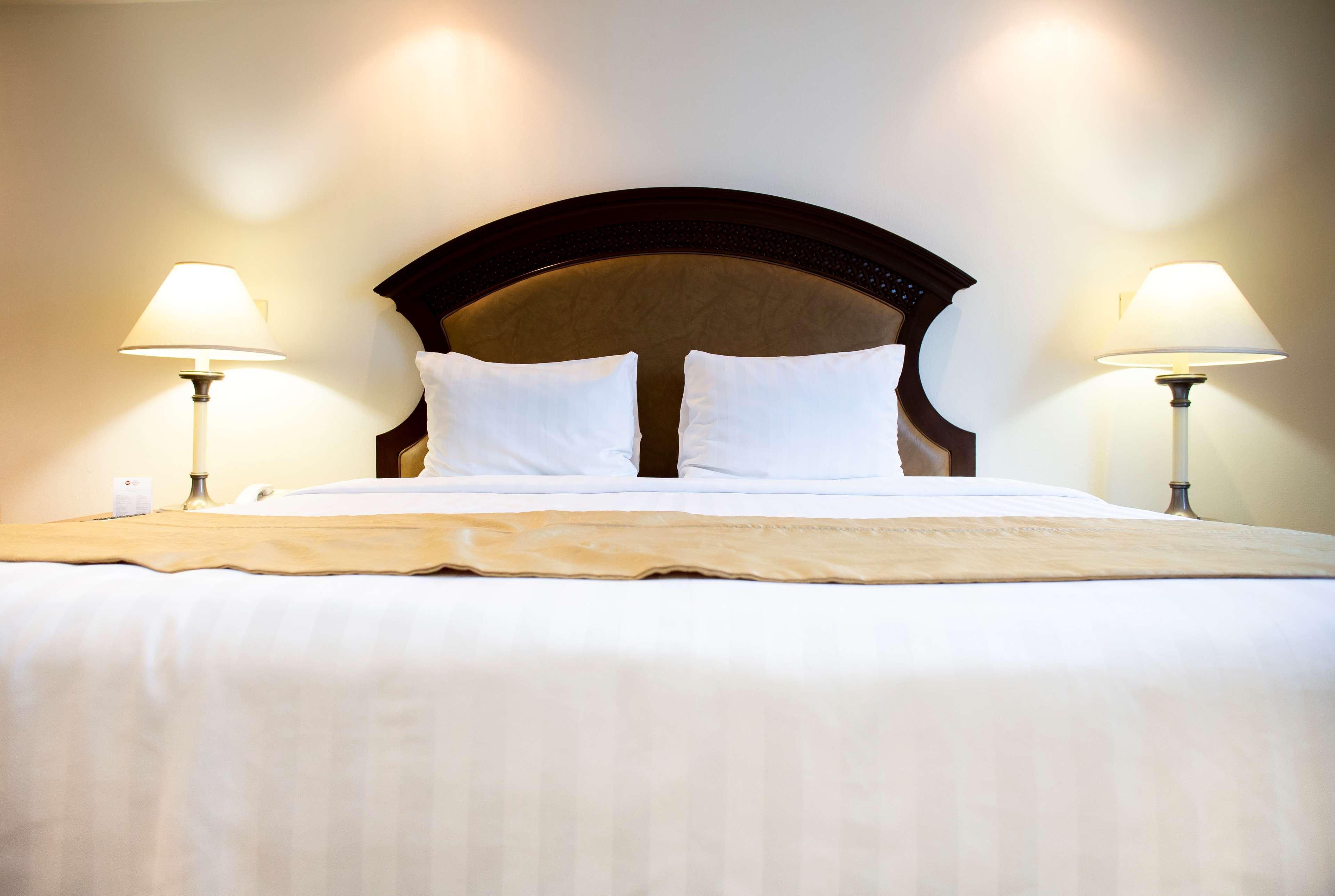 Best Western Plus Monterrey Colon Ngoại thất bức ảnh