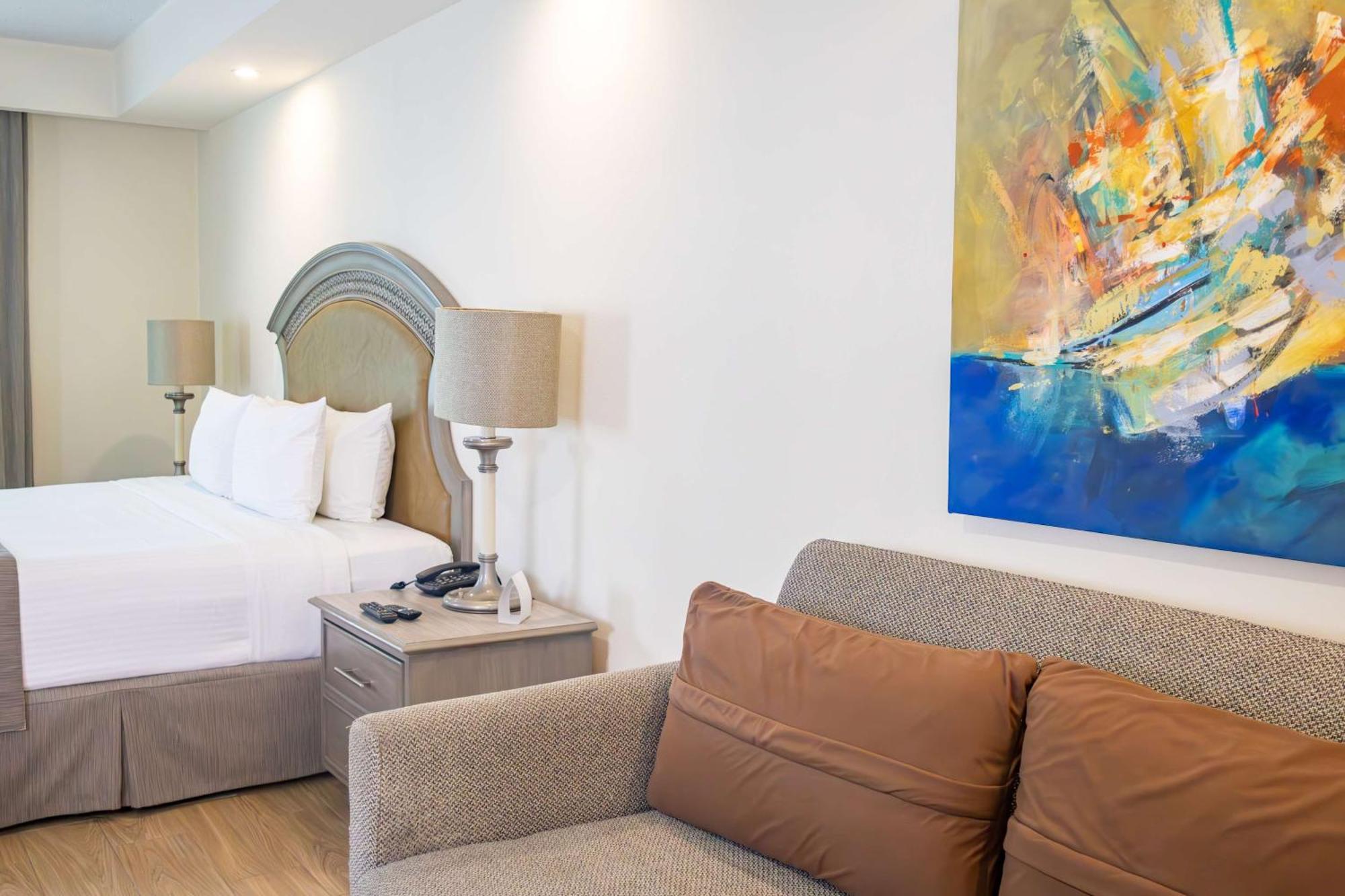 Best Western Plus Monterrey Colon Ngoại thất bức ảnh