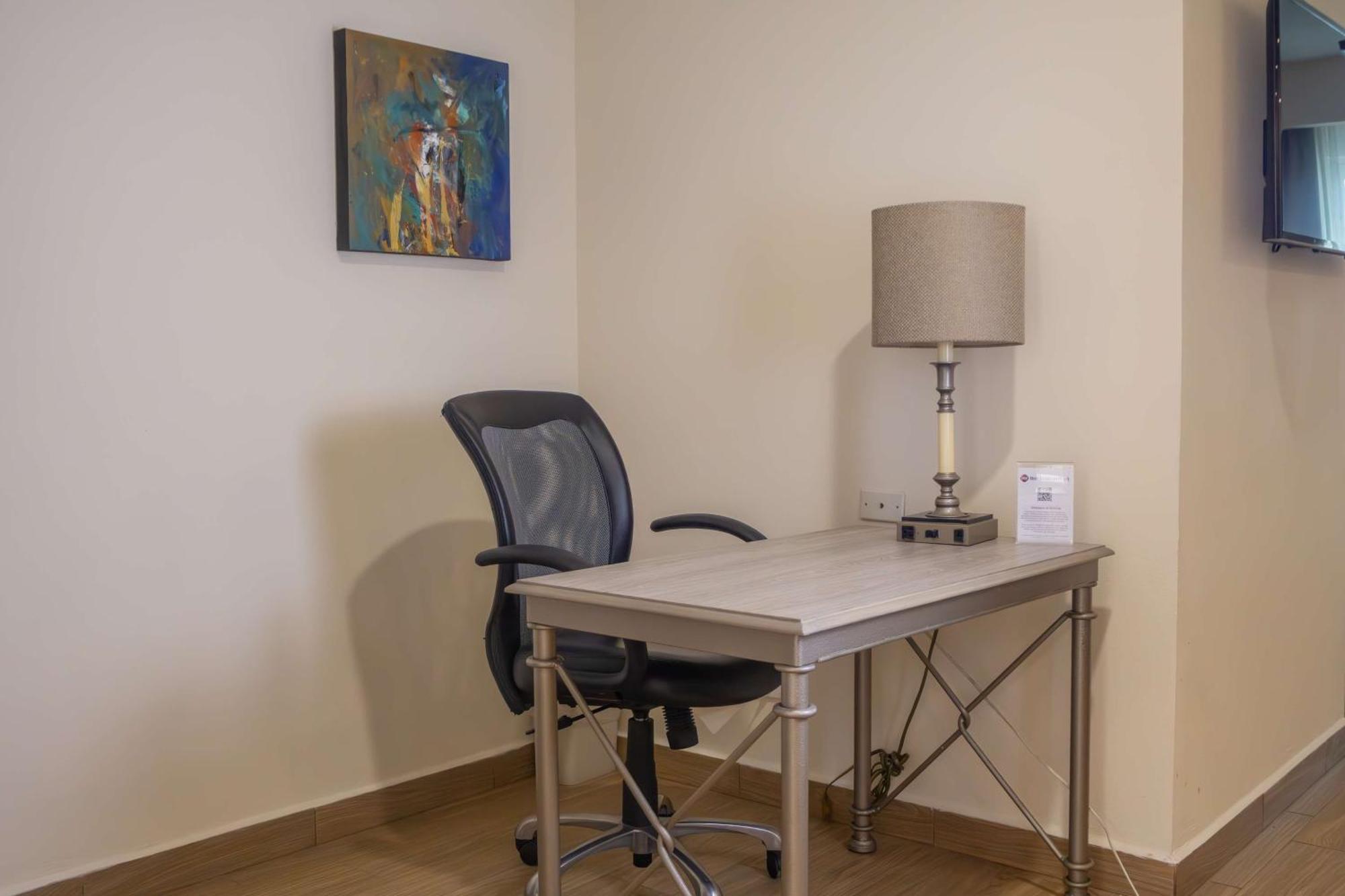 Best Western Plus Monterrey Colon Ngoại thất bức ảnh