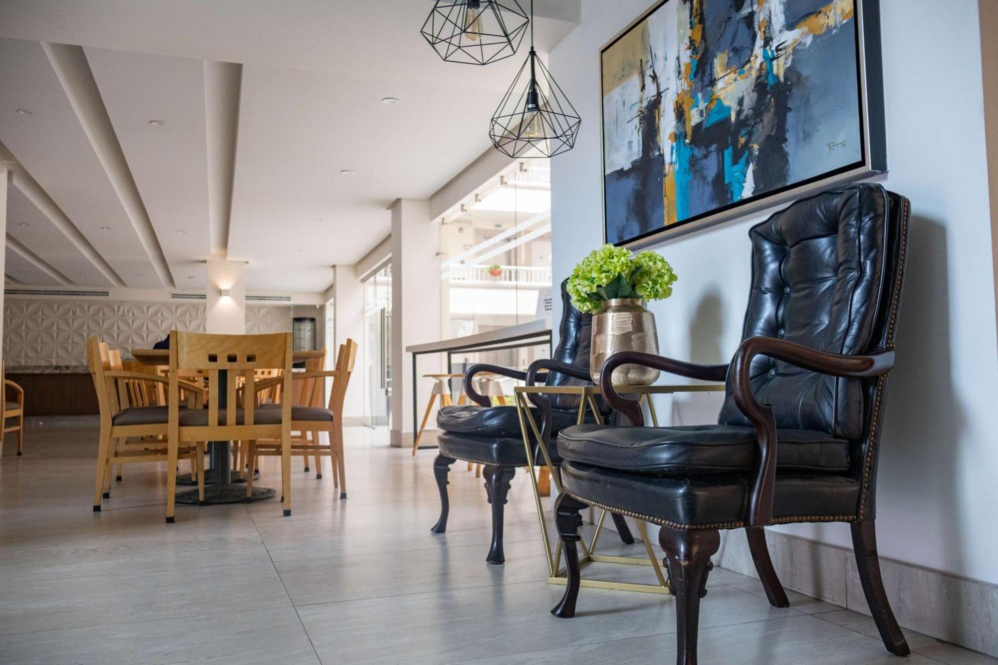 Best Western Plus Monterrey Colon Ngoại thất bức ảnh